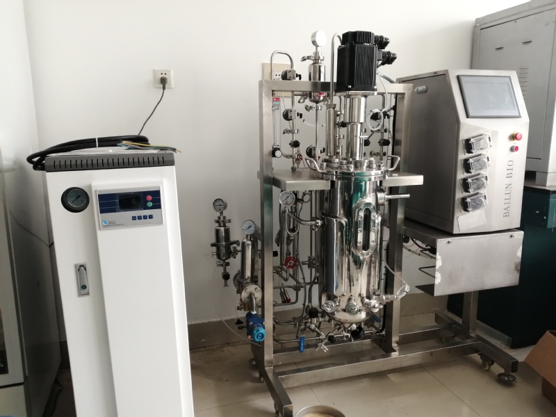 实验室小型发酵系统